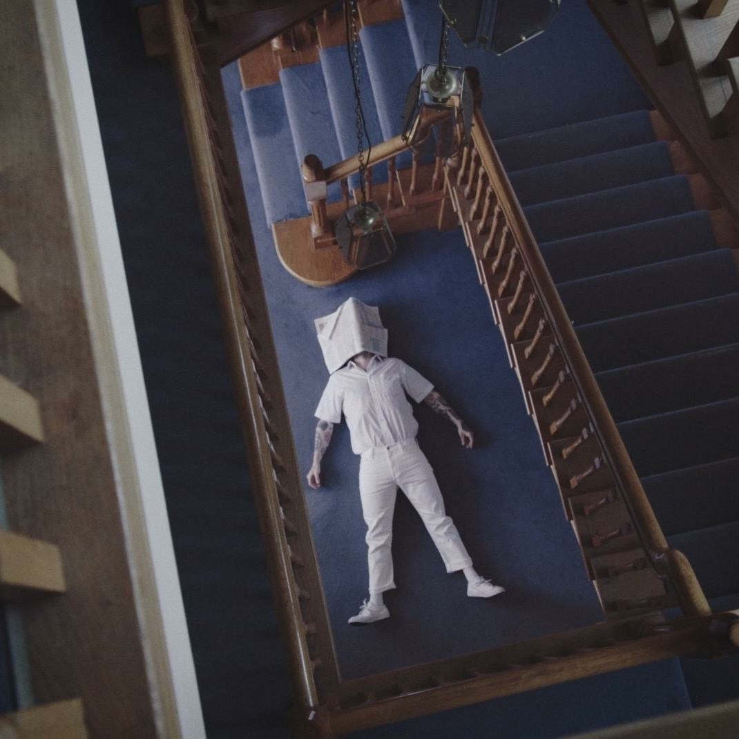 7C6181AB-F707-451F-A8B4-87645DAE48F6