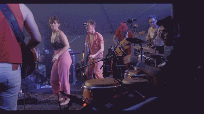 24210909-83FC-4D21-AB6D-543895CD959C